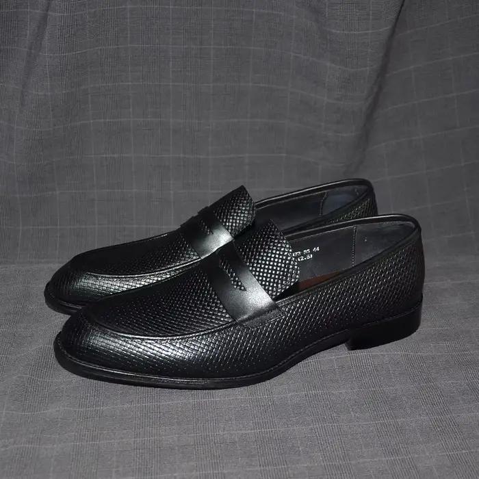 Chaussures de mariage classiques de luxe pour hommes, mocassins Penny faits à la main en cuir de vache véritable, à enfiler, noirs et marron, pour le bureau et les occasions formelles