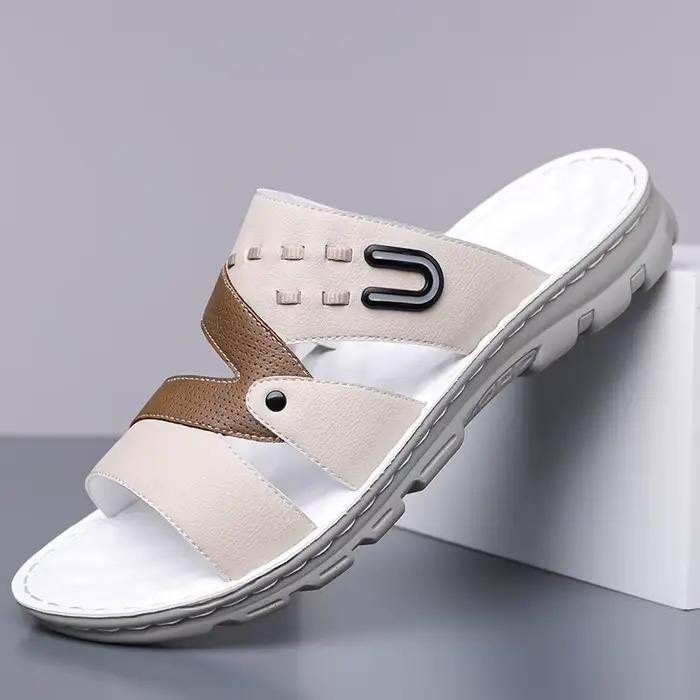 Sandales décontractées en cuir pour hommes, nouvelle collection été 2025, à enfiler, semelle souple, sabots polyvalents, respirantes, antidérapantes et durables