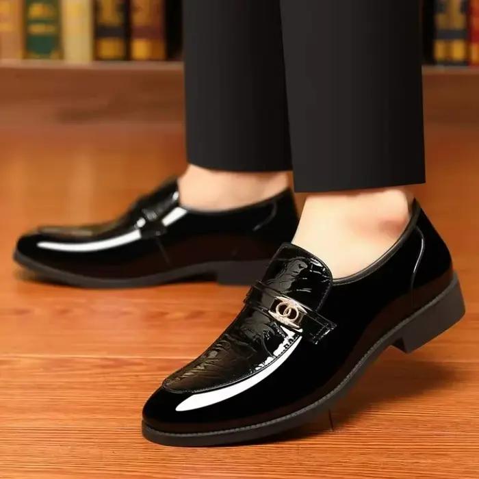 Chaussures habillées à bout pointu pour hommes