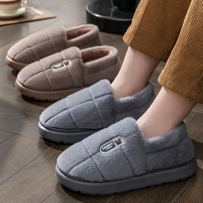 Chaussons hiver unis en coton avec semelle pelucheuse antidérapante pour homme occasions intérieures détente confortable à offrir