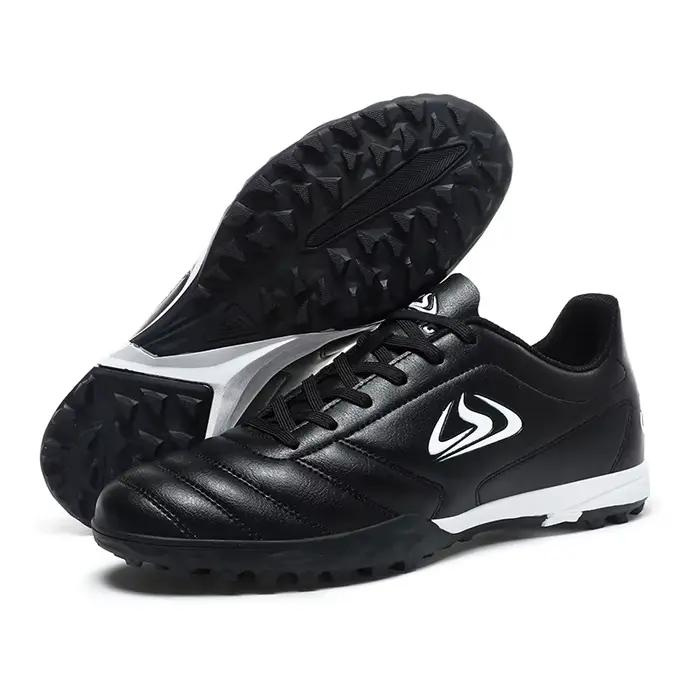 Chaussures de football confortables respirantes pour hommes