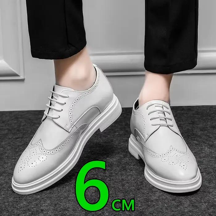 Chaussures richelieu en cuir verni blanc pour hommes
