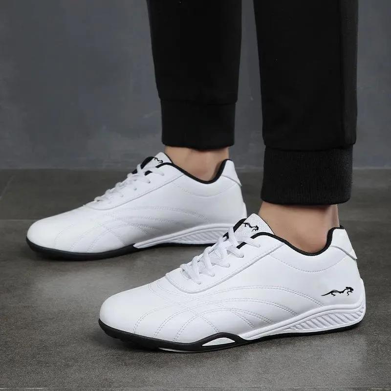 Chaussures de loisir à la mode en cuir pour hommes, baskets de sport pour hommes, imprimés d'animaux de styliste, taille de chaussure Tenis plus petite que normale, 2024