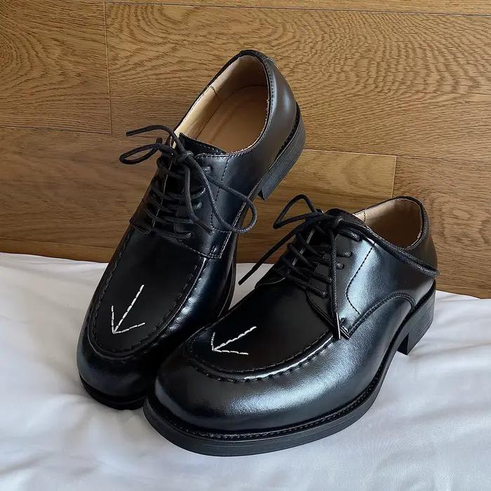 Chaussures derby décontractées avec motif flèche pour hommes, chaussures rétro en cuir à bout rond,
