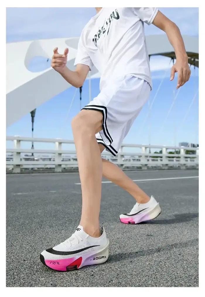 Nouvelles chaussures de course pour couple automne 2026 avec coussin d'air et plaque de carbone inté