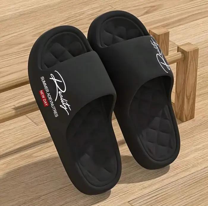 Chaussures d'été pour hommes au design innovant en EVA, pantoufles douces et légères, adaptées aux a