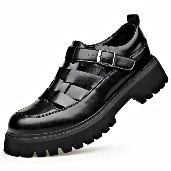 Sandales homme confortables 2026 cuir fendu perforées pour été décontracté ocassions spéciales et activités户外活动