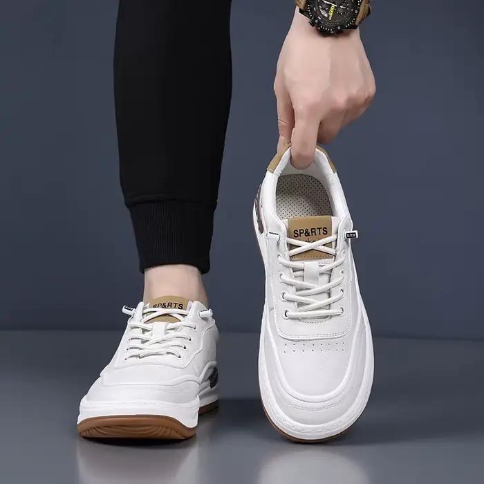 Chaussures décontractées en cuir pour hommes, style sportif, avec empeigne en cuir souple et respirant, semelle extérieure en caoutchouc légère, confortables pour le printemps
