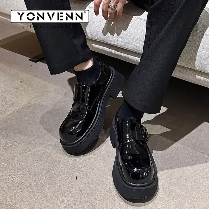 Mocassins brillants pour hommes