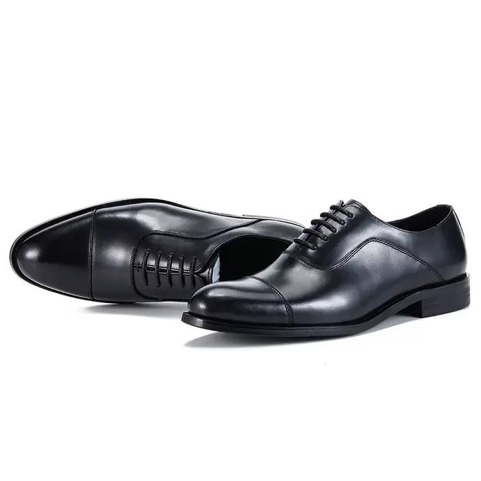Chaussures habillées en cuir italien classiques et respirantes pour hommes occassions bureau carrière élégantes à offrir pour événements spéciaux