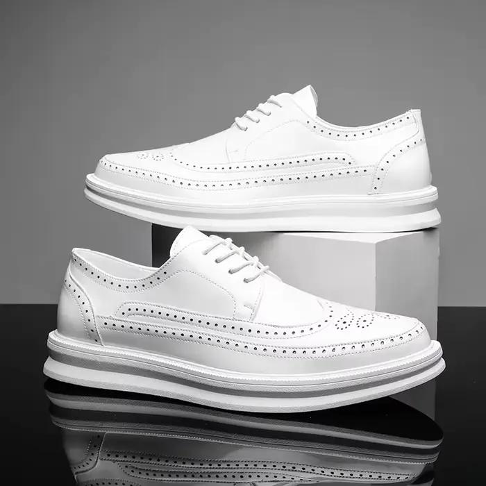 Hommes chaussures habillées en cuir blanc
