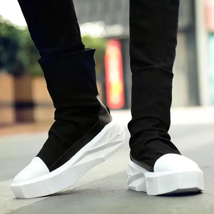 Haut 2025 automne nouveaux hommes chaussures décontractées mode sans lacet homme baskets en plein air confort tendance