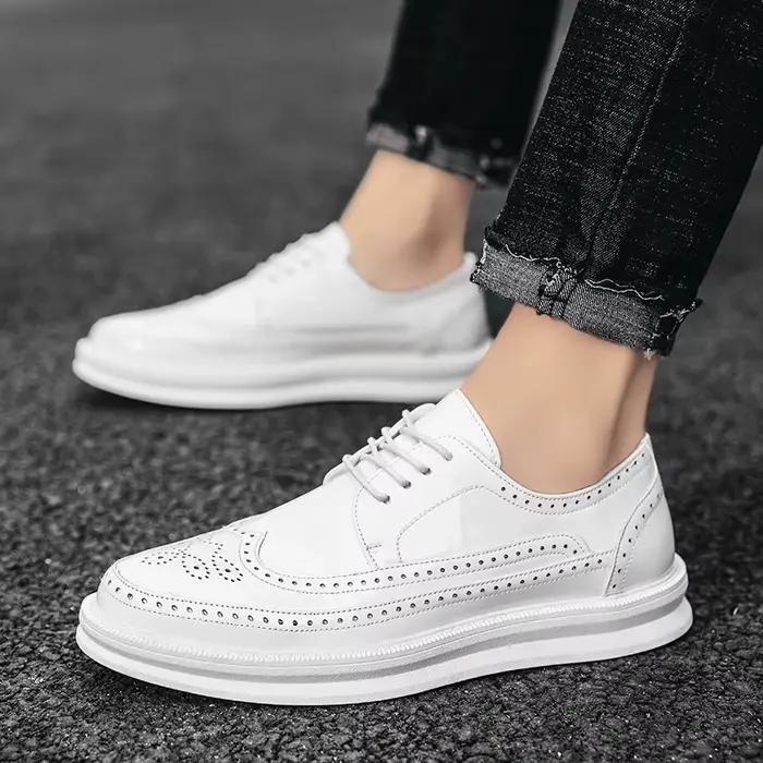 Hommes chaussures habillées en cuir blanc