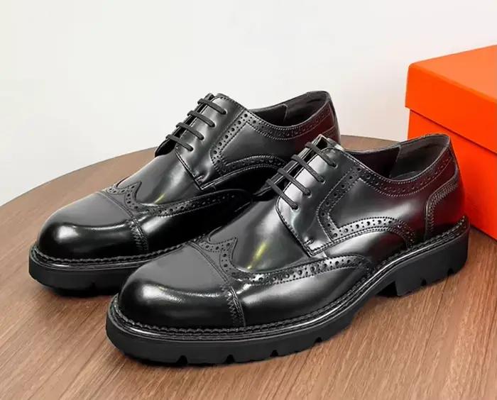 Chaussures formelles britanniques en cuir pour hommes