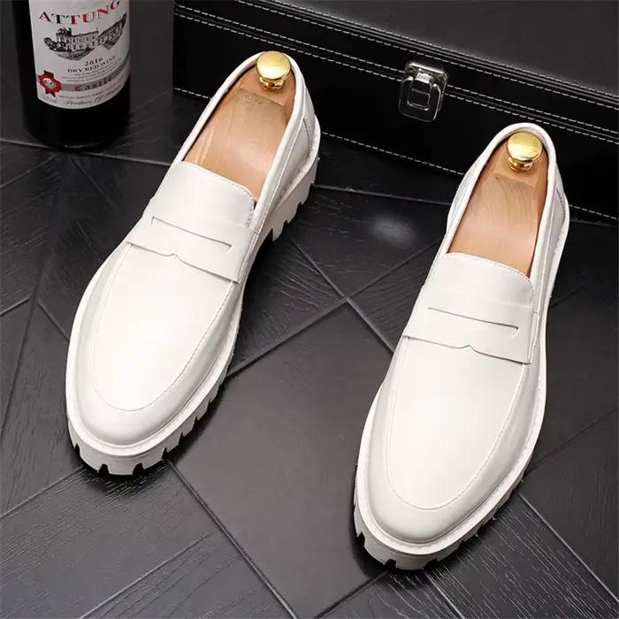 Chaussures de luxe en cuir blanc pour hommes, mocassins confortables à enfiler, chaussures de conduite antidérapantes, chaussures de haute qualité pour hommes