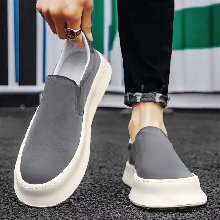 Chaussures pour hommes été 2025 nouvelle tendance de la mode respirante