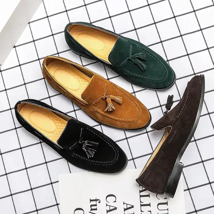Mocassins d'été en daim à pampilles pour hommes