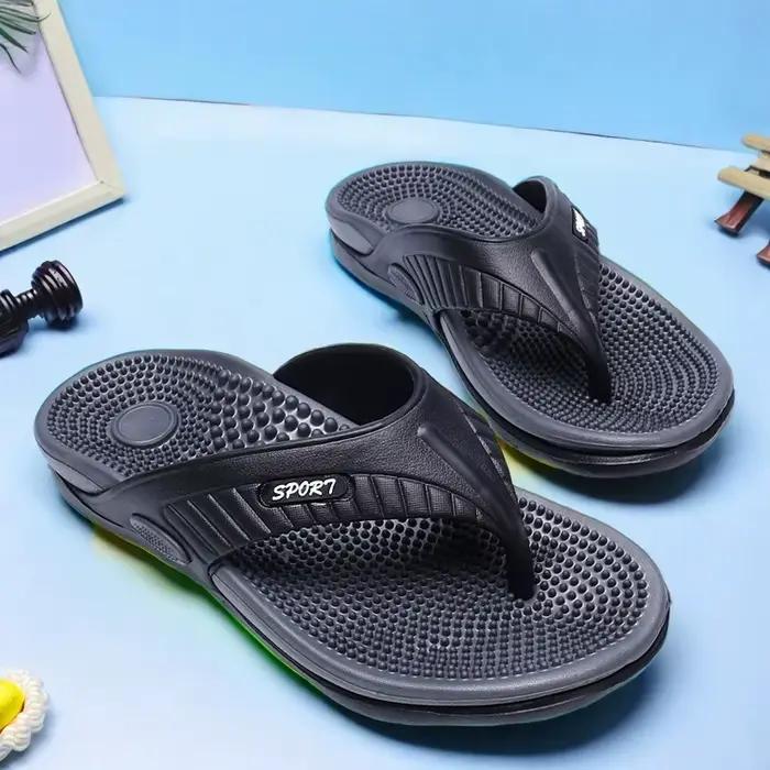Sandales EVA légères pour hommes avec semelle de massage Options multicolores Pantoufles à enfiler de grande taille pour la plage Utilisation quotidienne à la maison en plein air