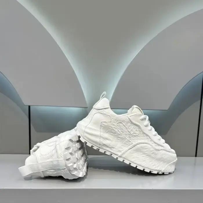 Marque chaussures pour hommes mode grosses baskets nouvelle maille