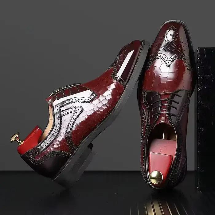 Mode hommes Oxfords chaussures de haute qualité pointu chaussures de mariage pour hommes de luxe richelieu chaussures habillées bureau Gentleman homme chaussures plates 38-48