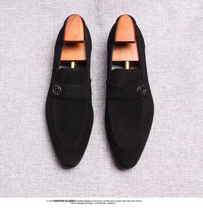 Chaussures en cuir d'affaires européennes pour hommes, chaussures pour hommes en cuir véritable mat, pieds respirants, mocassins volumés britanniques pointus