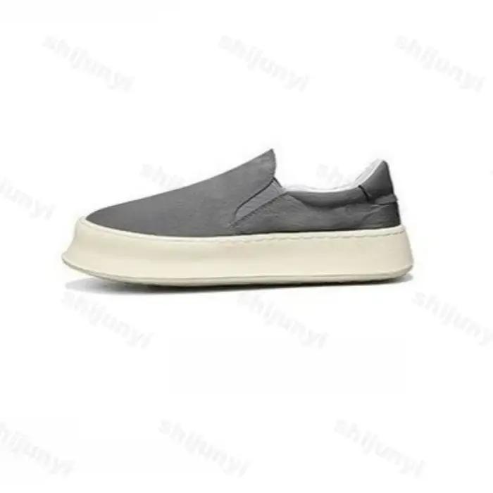 Chaussures pour hommes été 2025 nouvelle tendance de la mode respirante
