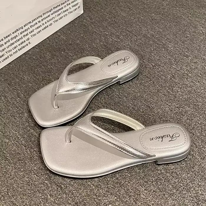Sandales confortables et élégantes à bout carré, couleur unie, semelles antidérapantes, pour la plage