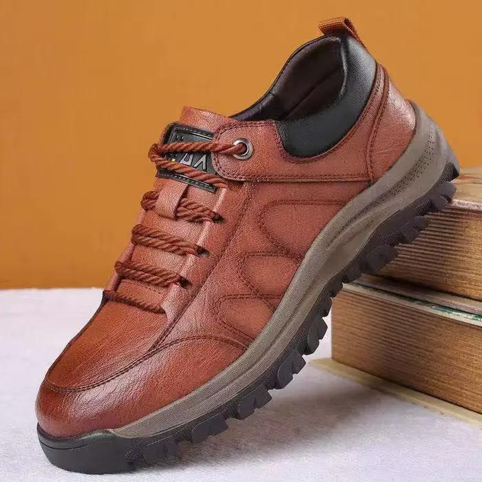 Chaussures d'escalade en plein air, nouvelles chaussures de sport pour hommes, confortables, polyvalentes, à semelle souple, chaussures décontractées pour personnes d'âge moyen et âgées