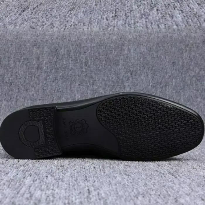 Chaussures habillées pour hommes