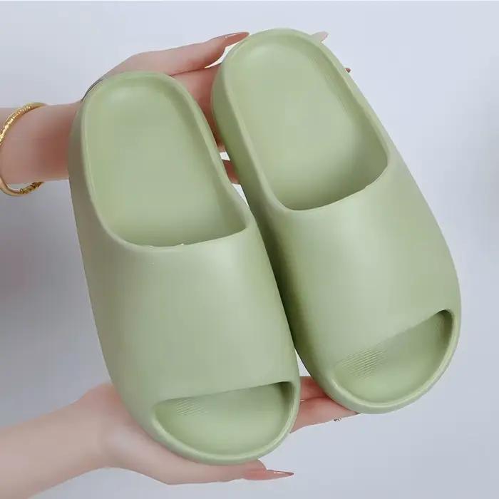 Pantoufles antidérapantes en EVA pour hommes confort douillet et sécurité pour maison et salle de bain printemps automne